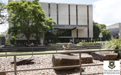 求问昆士兰大学的推荐信要导师自己通过系统递交吗，还是签名就好？